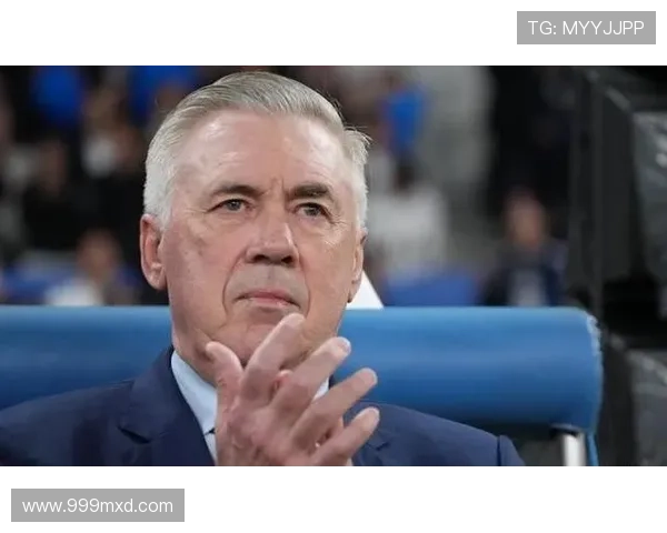 马卡：安切洛蒂考虑在重要比赛中排4-4-2阵型以达成平衡